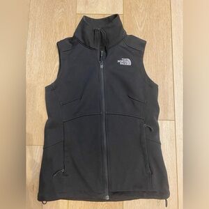 The North Face soft shell vest, size XS/TP